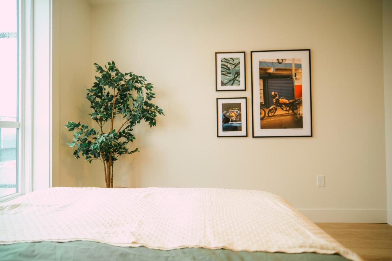 Chic Cozy Retreat - 2Br - Stunning North End Views Apartment Halifax Exterior photo